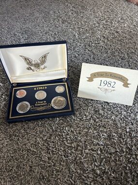 1982 Commemorative U.S. Coin Set - Blue Display Case